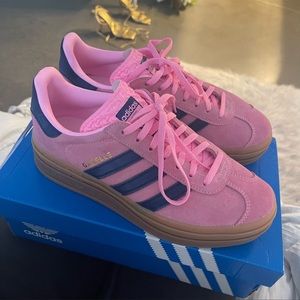 pink adidas gazelle